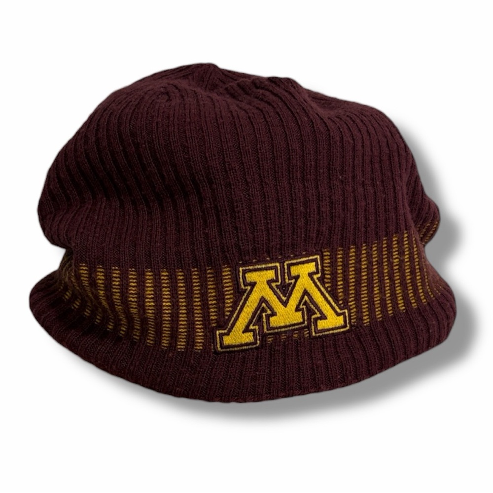 Nike University of Minnesota Beanie Stocking Hat Reversible Maroon Yellow Fleece